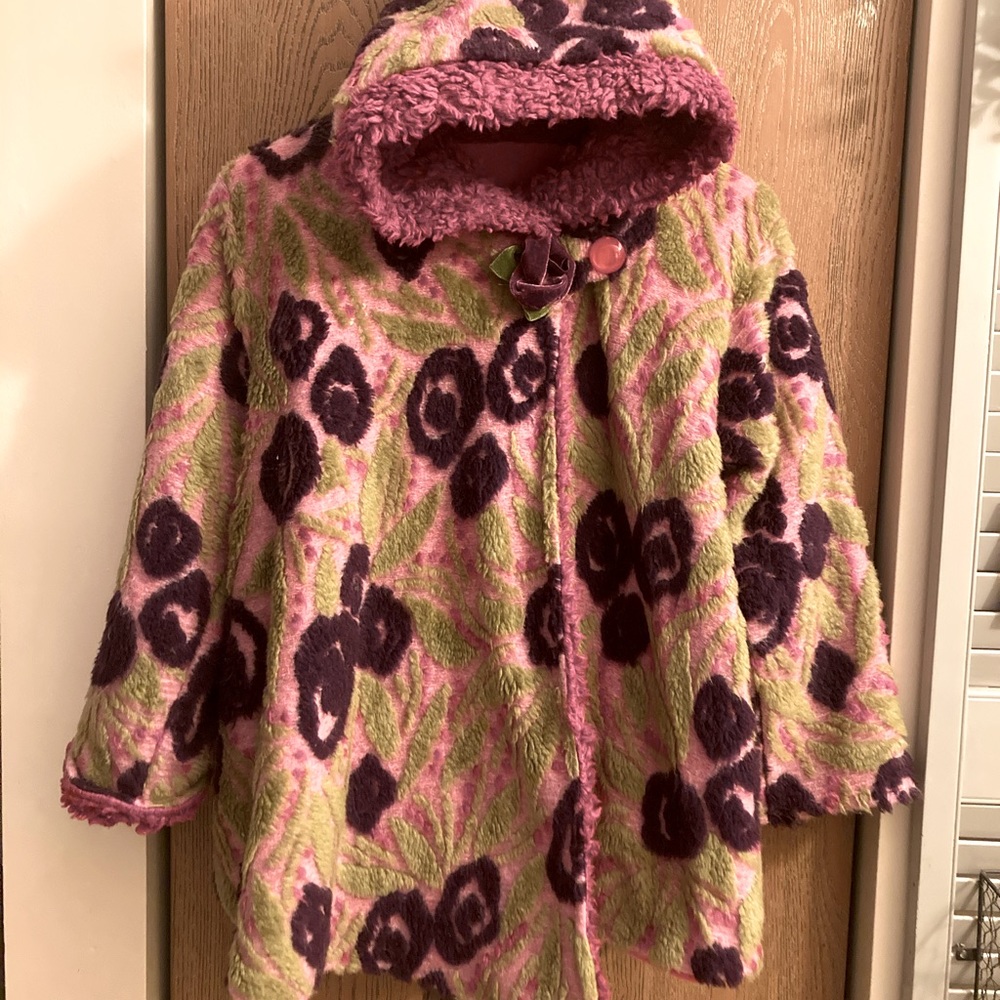 Corky swing coat